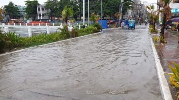 Boracay Main Road Flooding photos by Trish Tatoy