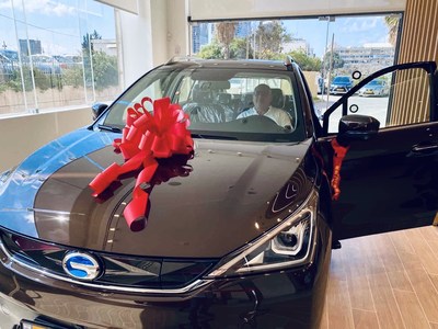 GAC MOTOR’s first international GE3 owner Mr. Ben Hion picked up his car GAC MOTOR’s first international GE3 owner Mr. Ben Hion picked up his car