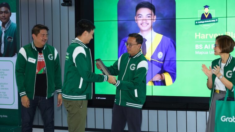 Harvey Blaize Ramirez, whose father is a GrabCar driver-partner, is now a proud GrabScholar taking up a Bachelor of Science in AI Engineering at Mapua University