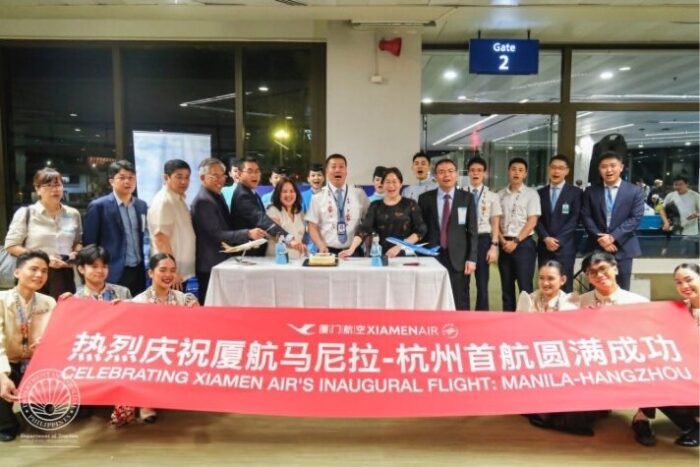 The inaugural Hangzhou–Manila flight arrived with 76 passengers onboard, while the outbound Manila–Hangzhou service departed carrying 122 passengers.